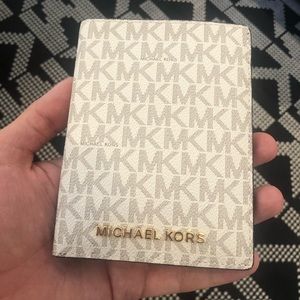 Michael Kors women’s passport holders “wallet”